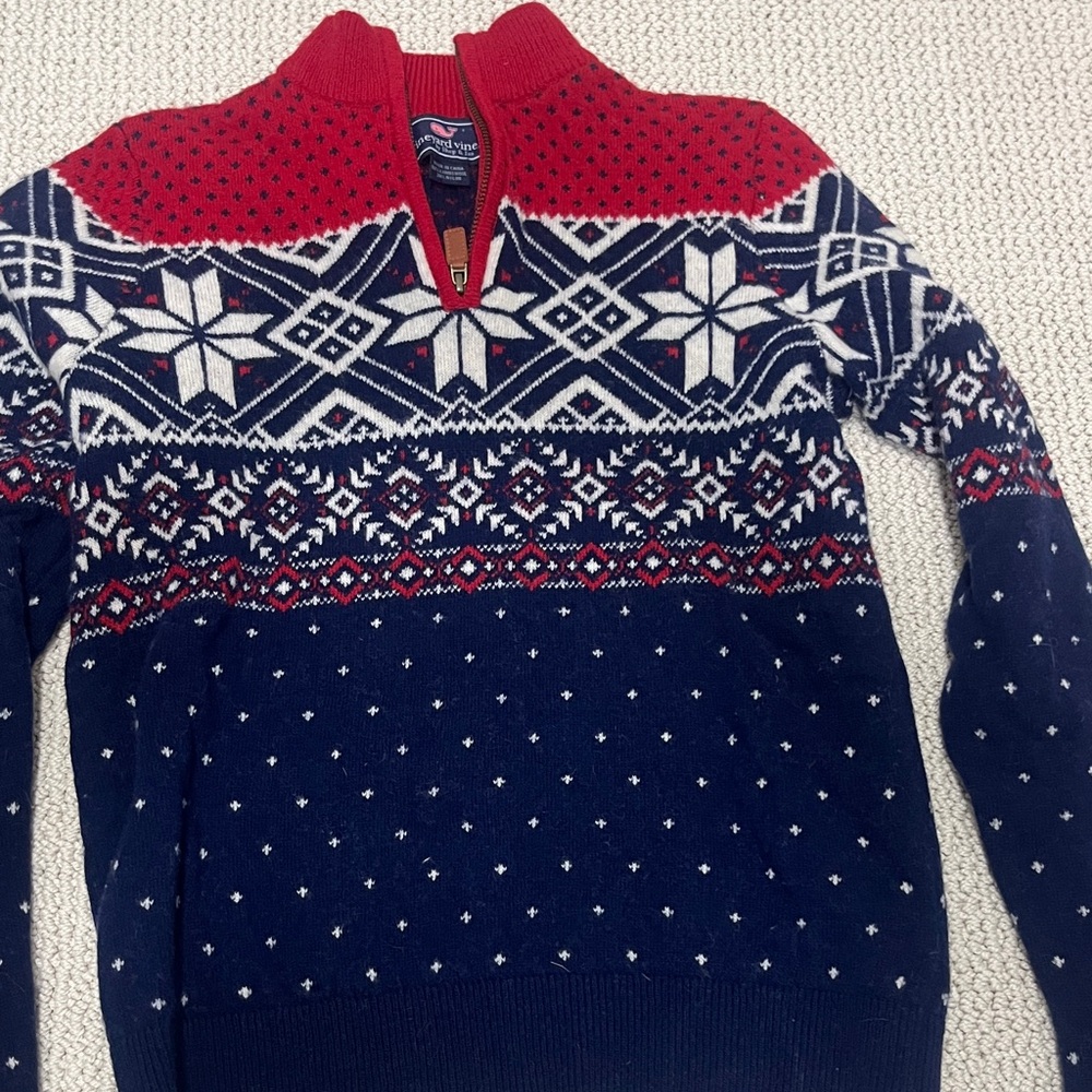 Vineyard Vines holiday sweater boys 18